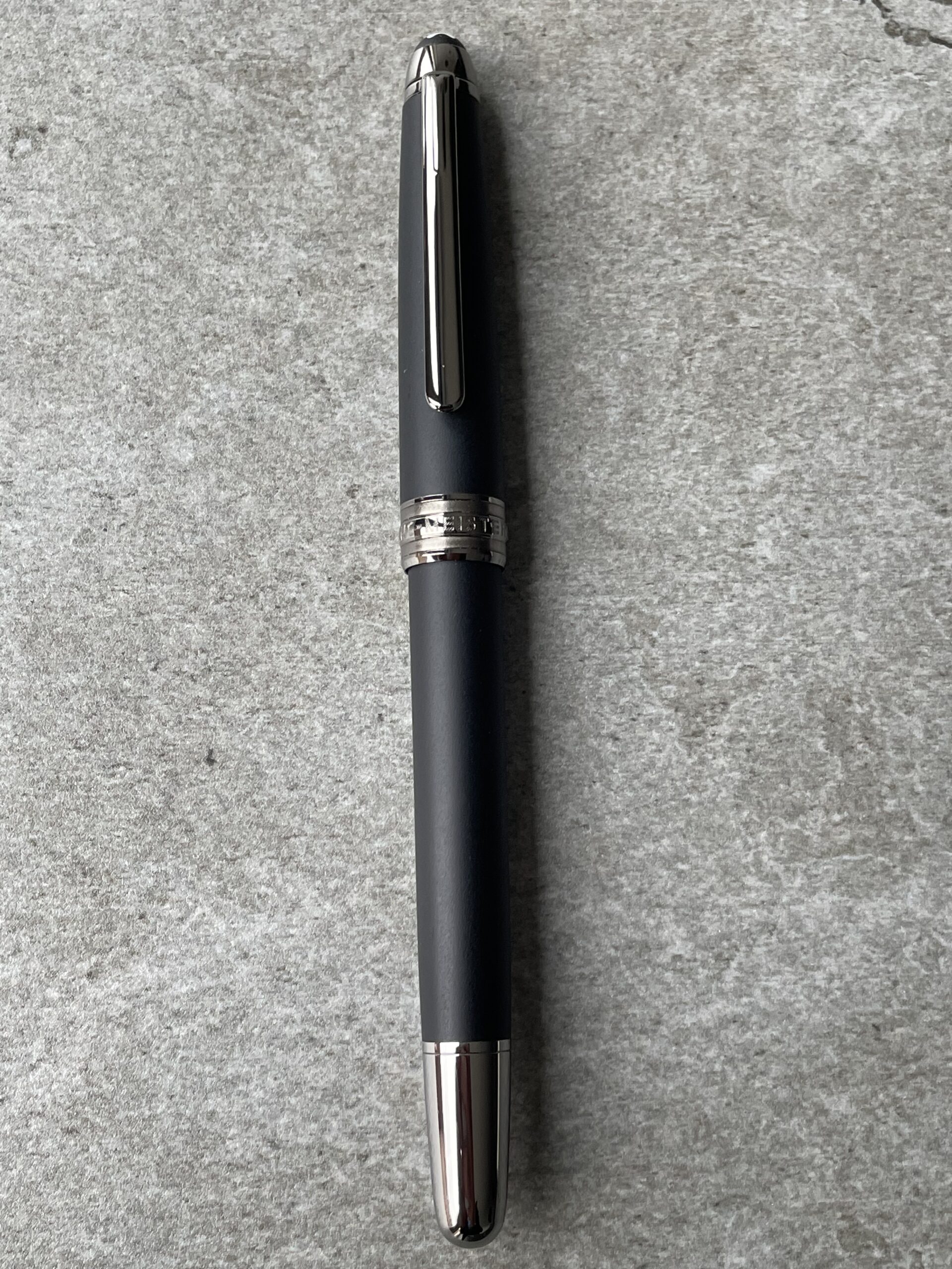 (SOLD) Montblanc Meisterstuck Ultra Black Classic roller 163