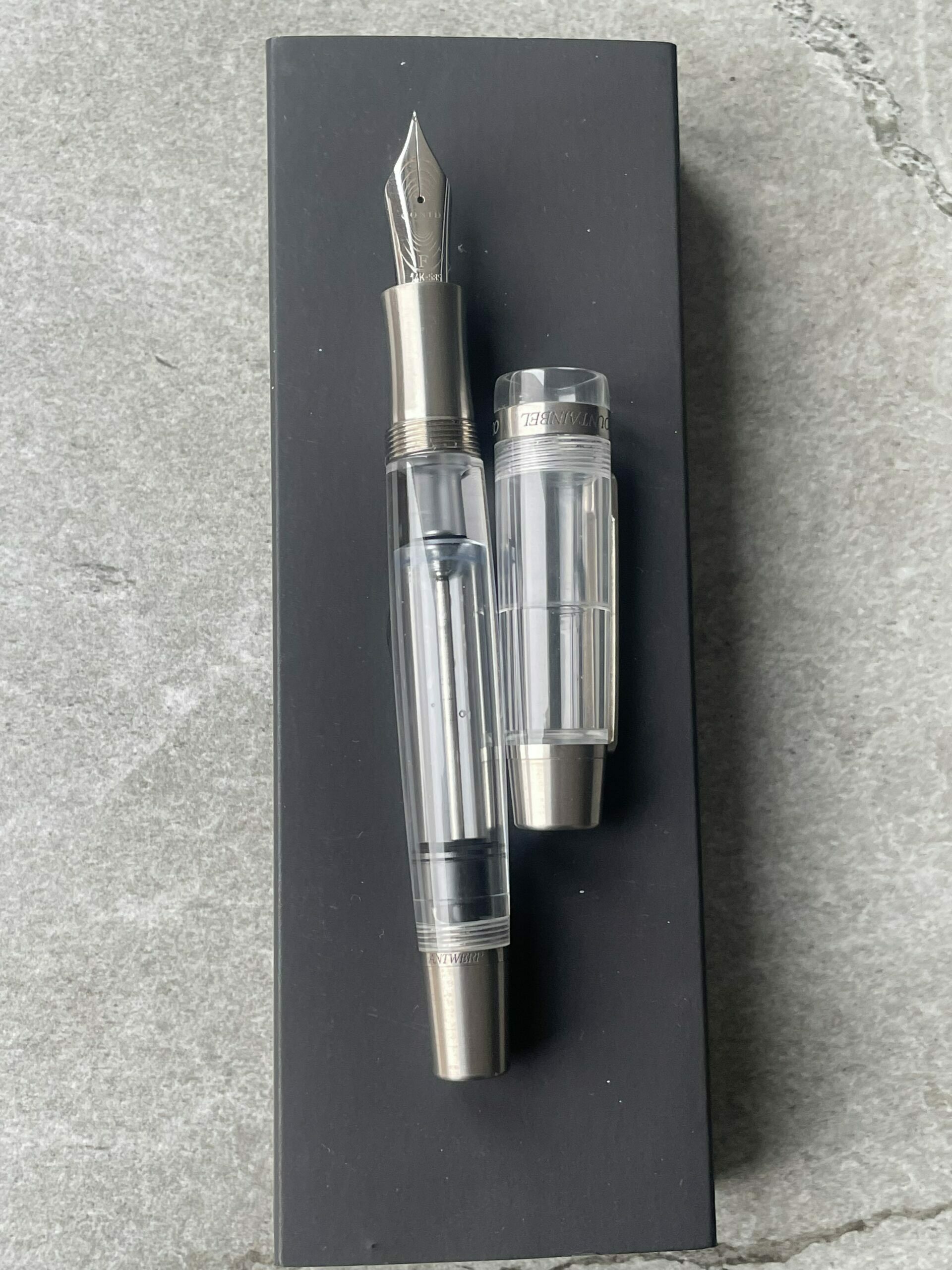 (SOLD) Conid Kingsize Bulkfiller demonstrator fountain pen 14k F nib