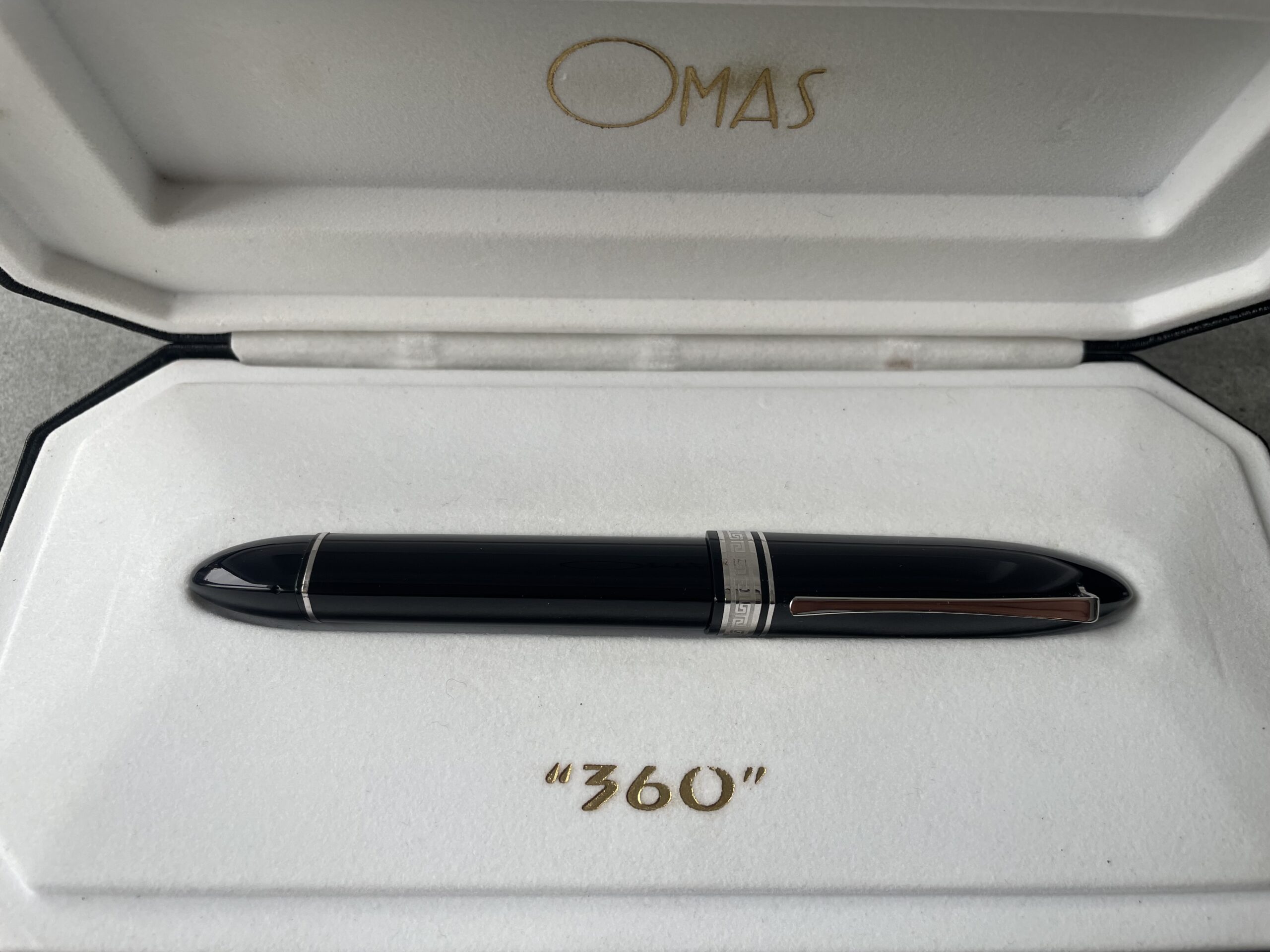 (SOLD) Omas 360 Black / Blue Rhodium Plated Trims Fountain Pen standard size with 18k M nib