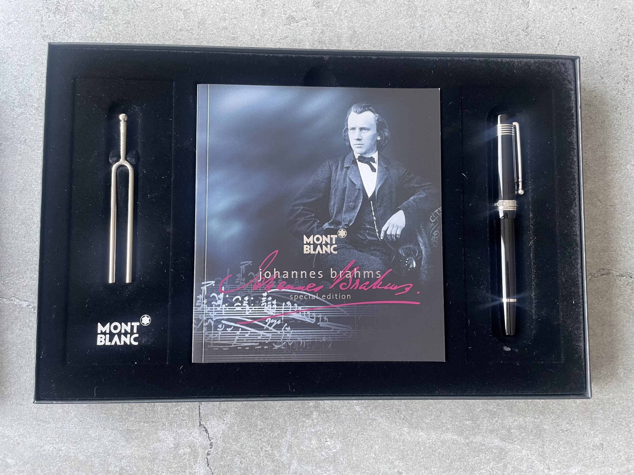 (SOLD) Montblanc Donation Series Johannes Brahms Roller year 2012