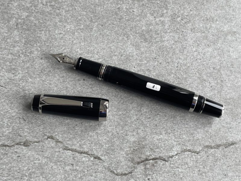 Montblanc Boheme Platinum Plated Black Stone Fountain Pen Midsize
