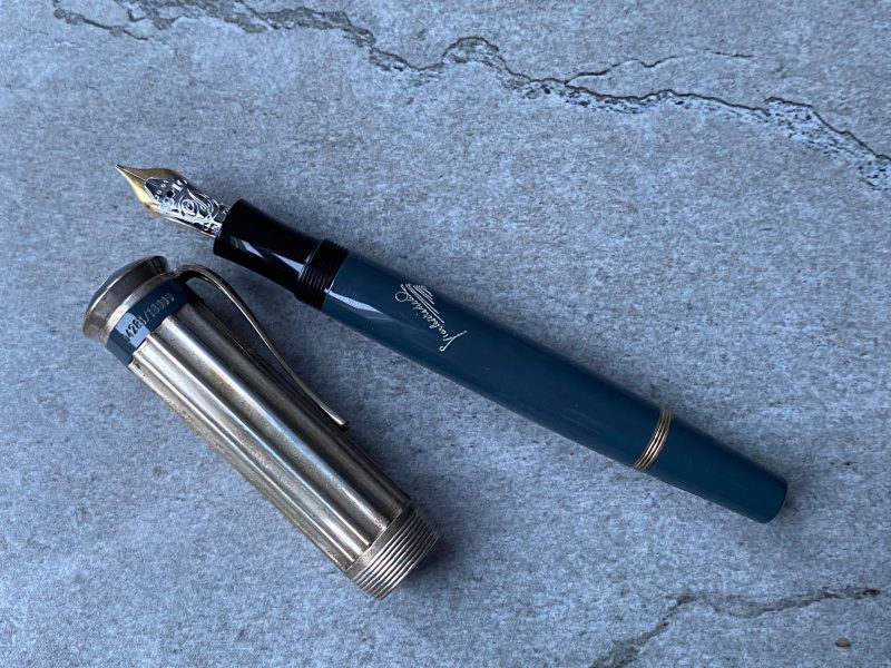 Montblanc Writers Edition Charles Dickens Fountain Pen Year 2001